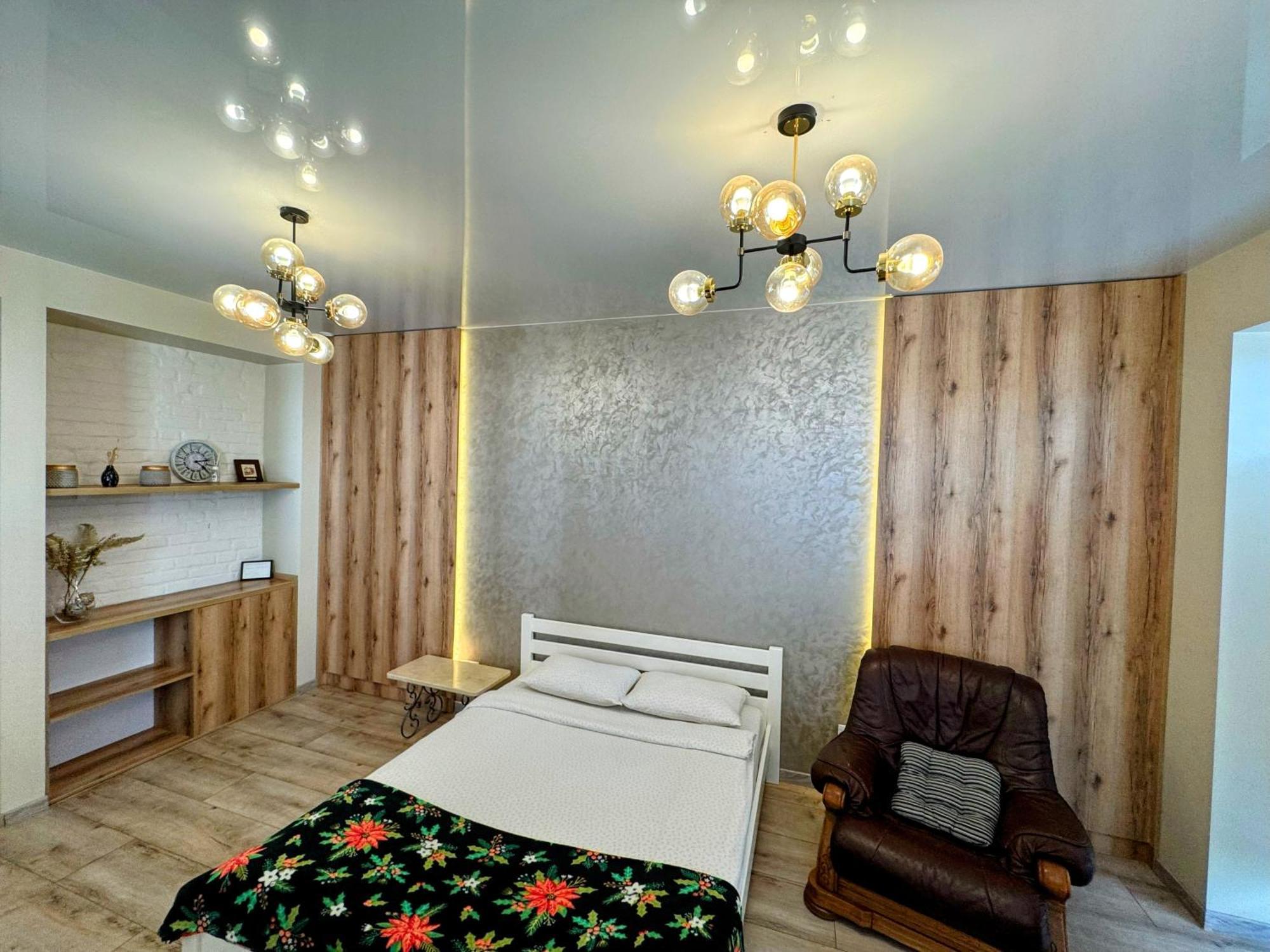 Lux Apartment & Центр,Жк Театральний Rivne Exterior photo